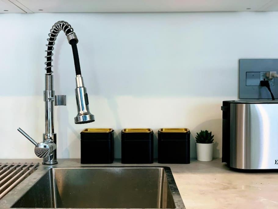 Casa vacanze Memorable Renovated 1br Unit By The Pool *